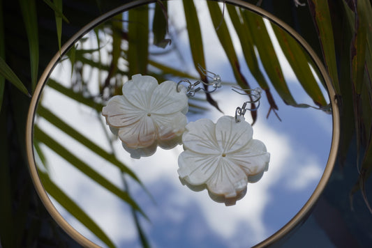 Pendientes de flores grandes